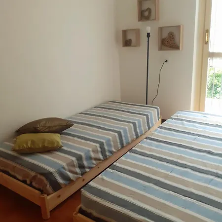 Home Casa Vacanze * Colico