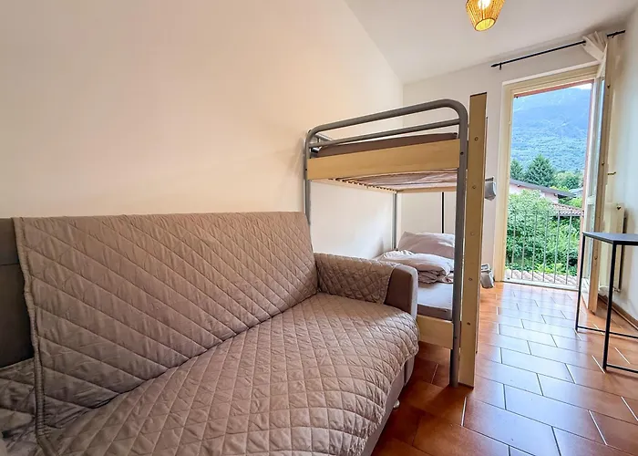 Home Casa Vacanze * Colico